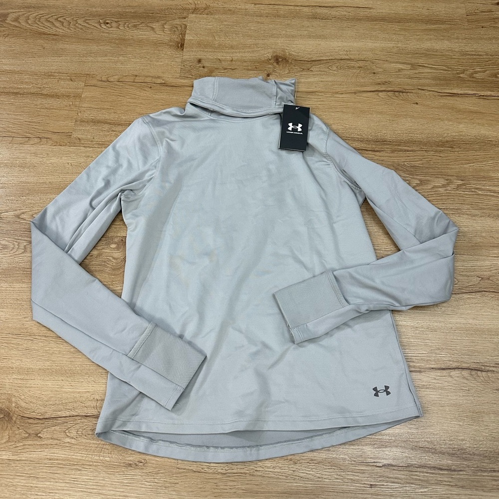 Under Armour pullover NWT